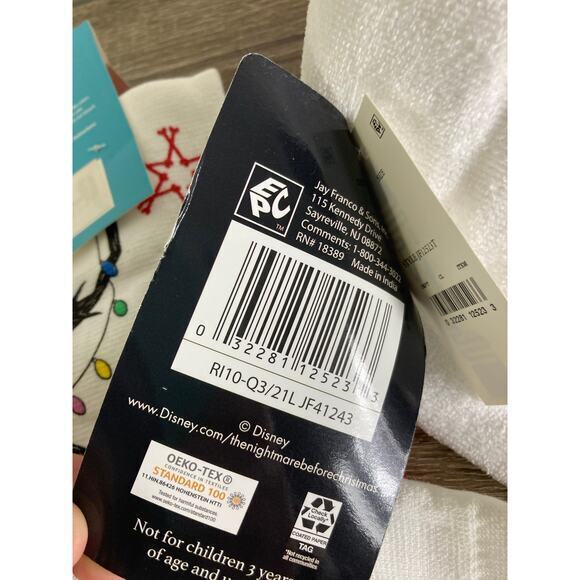 Disney Nightmare‎ Before Christmas 3-Piece + Hand Towels Kitchen Set Skellington - Picture 11 of 14